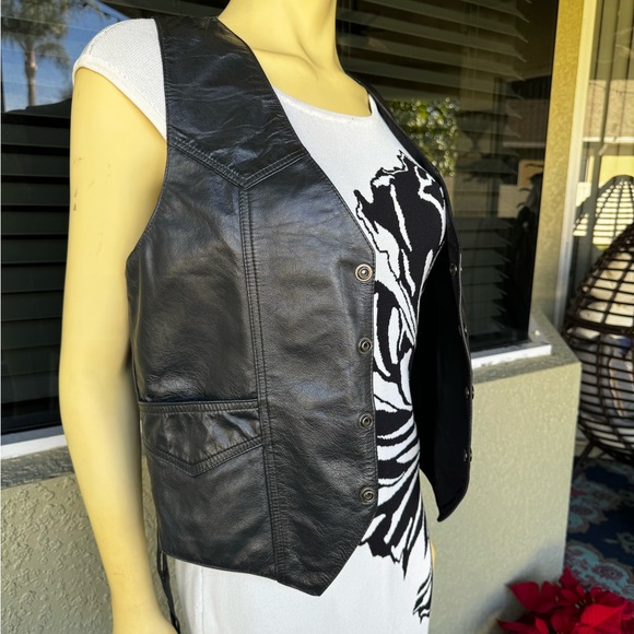 Vintage Hecho En Mexico Genuine Leather Lace Side Vest - Picture 6 of 10